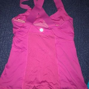 Lululemon tank, name unknown